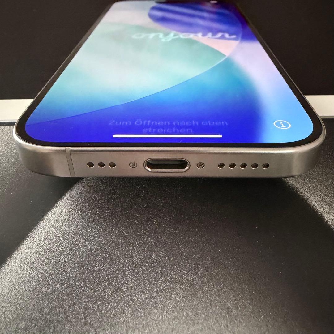 スマートフォン本体 Apple iPhone 15 Pro White Titanium 128GB