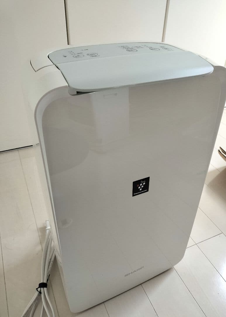 SHARP プラズマクラスター 衣類乾燥除湿器 CV-J71-W 2020年