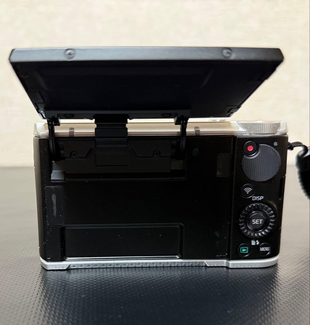 CASIO EXILIM EX-ZR1800ブラック