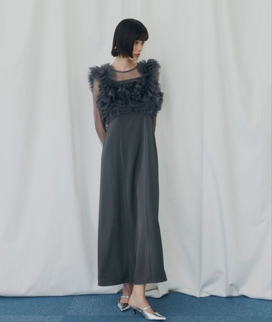 ANDRESD チャコール　ボリュームラッフルレイヤードレス
