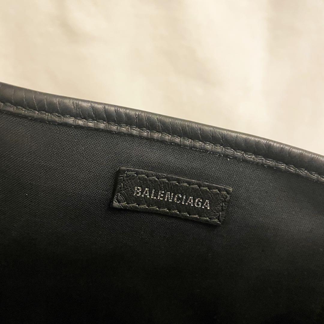 バレンシアガ　カバス　XS ハンドバッグ　ブラック