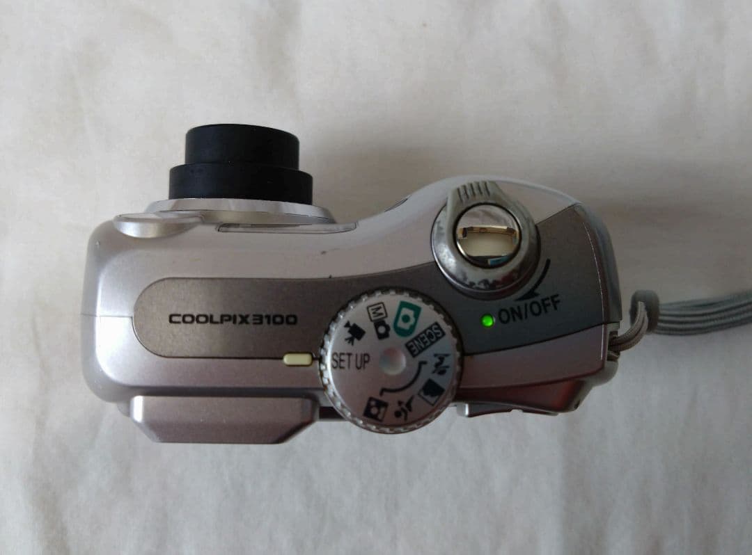 デジカメ NIKON COOLPIX 3100 付属品付き
