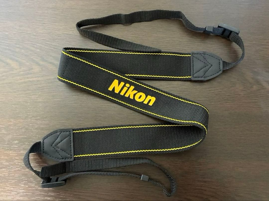 【使用頻度極少・美品】Nikon D3500 デジタルカメラ（レンズ付）