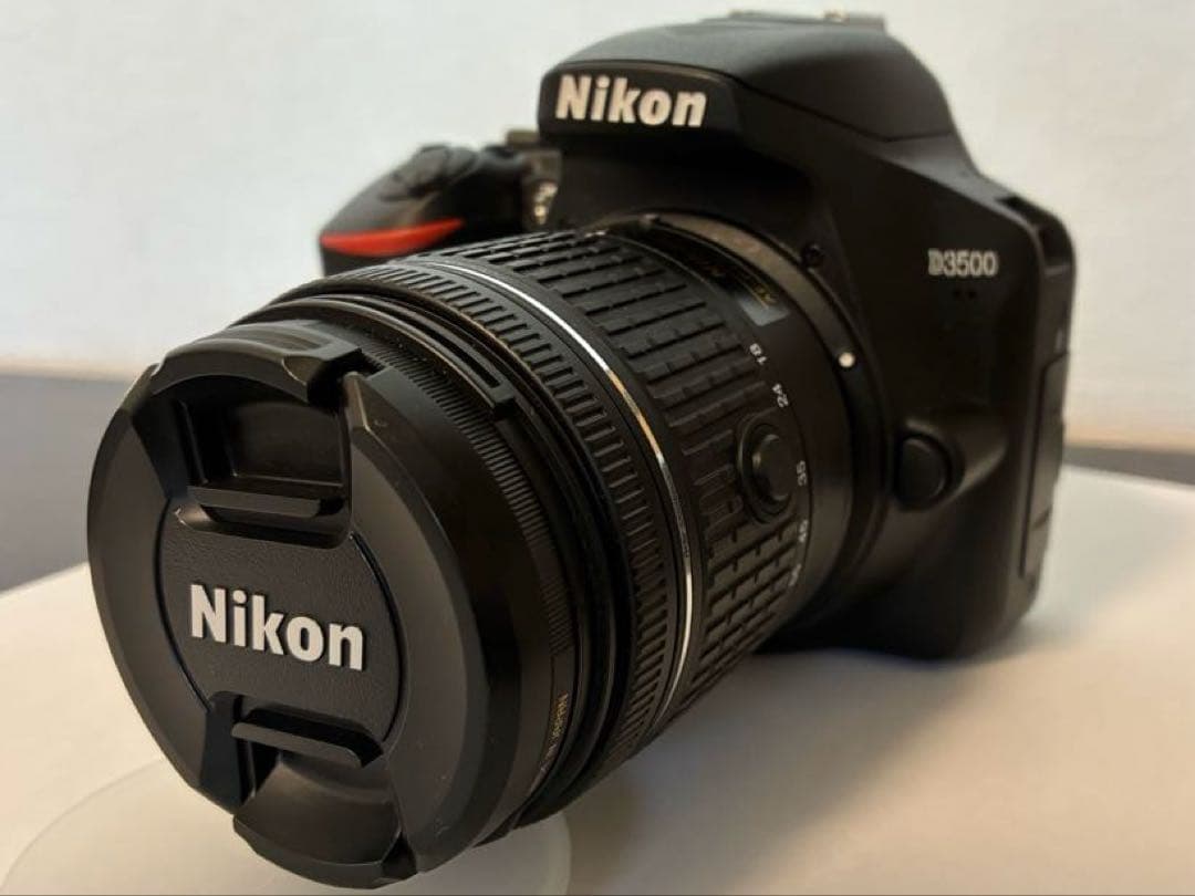 【使用頻度極少・美品】Nikon D3500 デジタルカメラ（レンズ付）