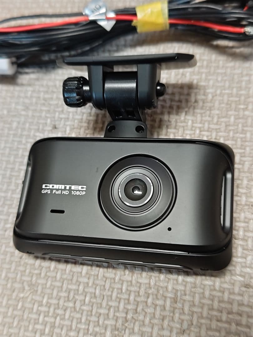 COMTEC ZDR 045 前後カメラドライブレコーダー配線付き。
