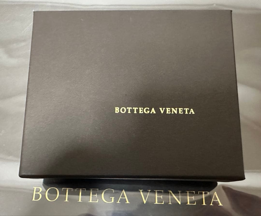 【付属品付】ボッテガヴェネタ イントレチャートケース/ラム/黒3️⃣✨✨