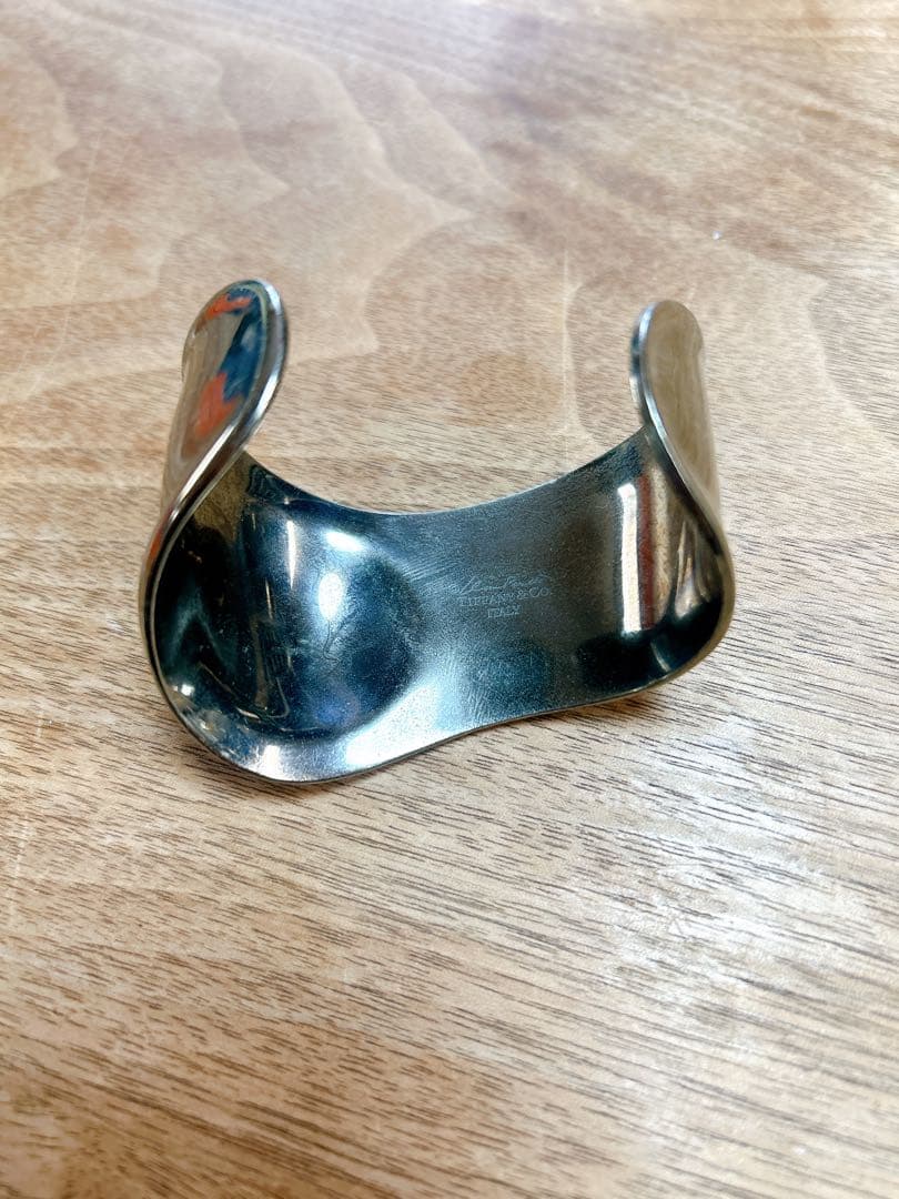 ティファニー エルサペレッティ ボーンカフ バングル ルテニウム