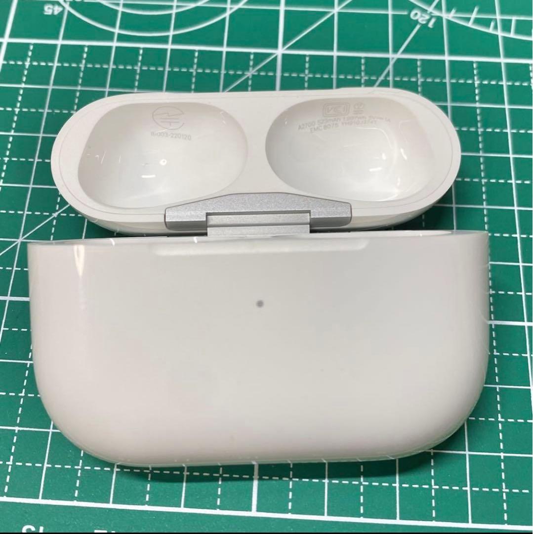 AirPods pro 第二世代　エアーポッズ第2世代充電ケースのみ