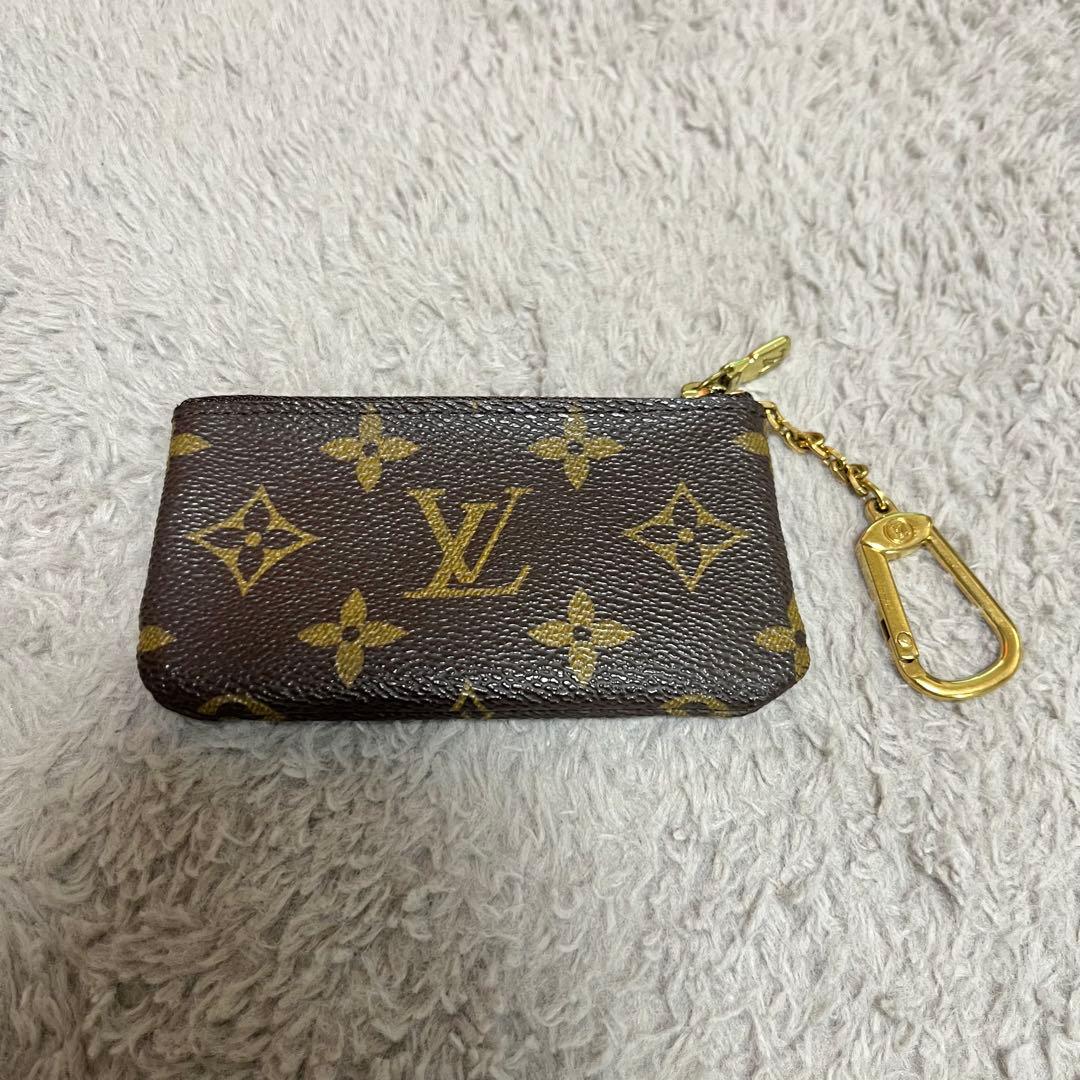 Louis Vuitton モノグラム ケース　ポシェットクレ