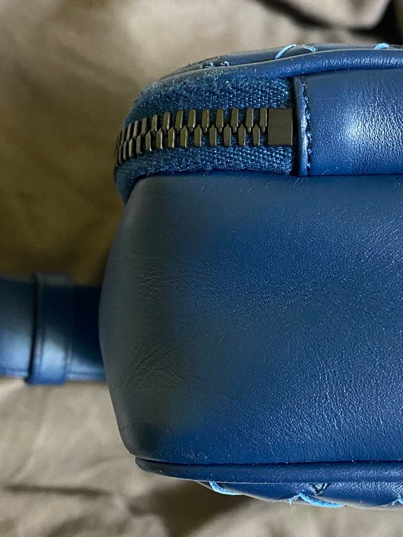 極美品　BOTTEGA Veneta メンズショルダーバッグ