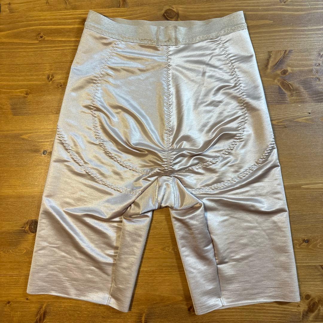 【トリートドレッシング】ショートビスチェC70 ロングガードルMロイヤルベージュ