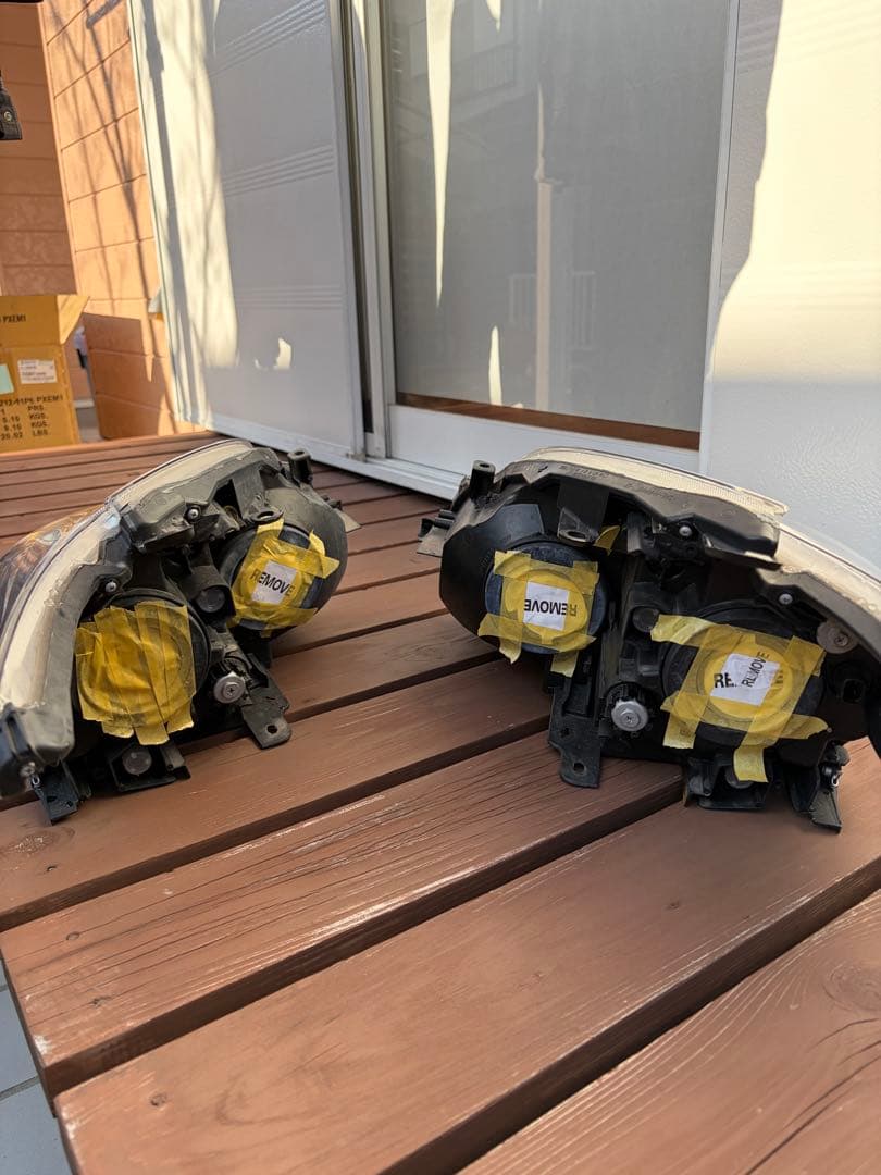 30プリウス　USヘッドライト USDM