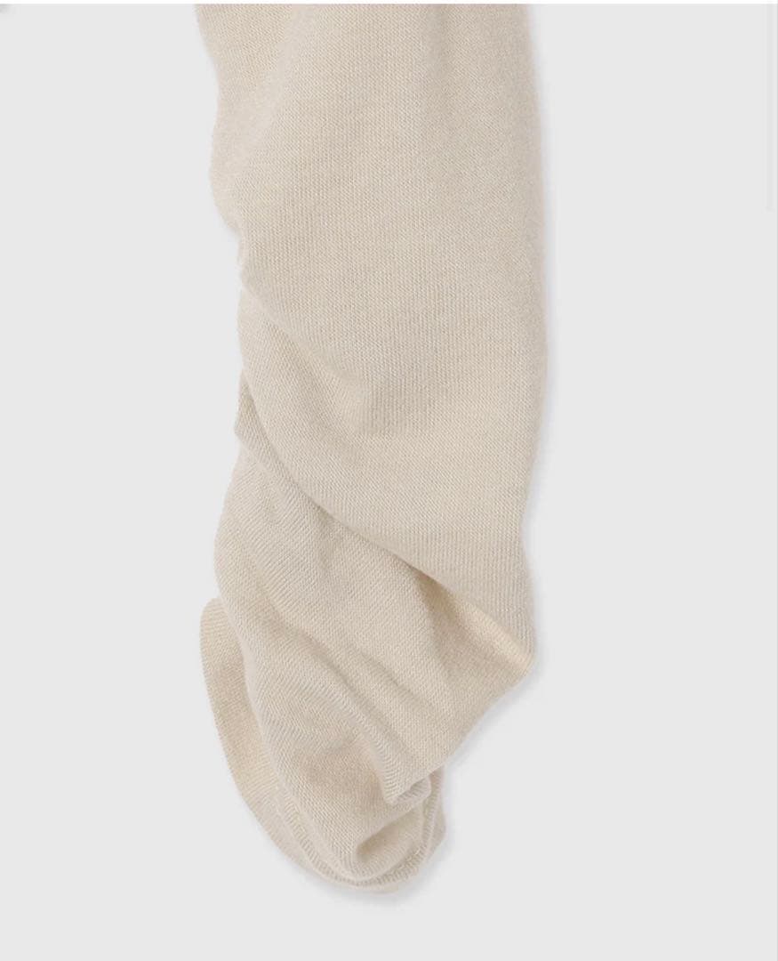 【超人気完売品】 ánuansアニュアンスギャザードレープカットトップス着用1回