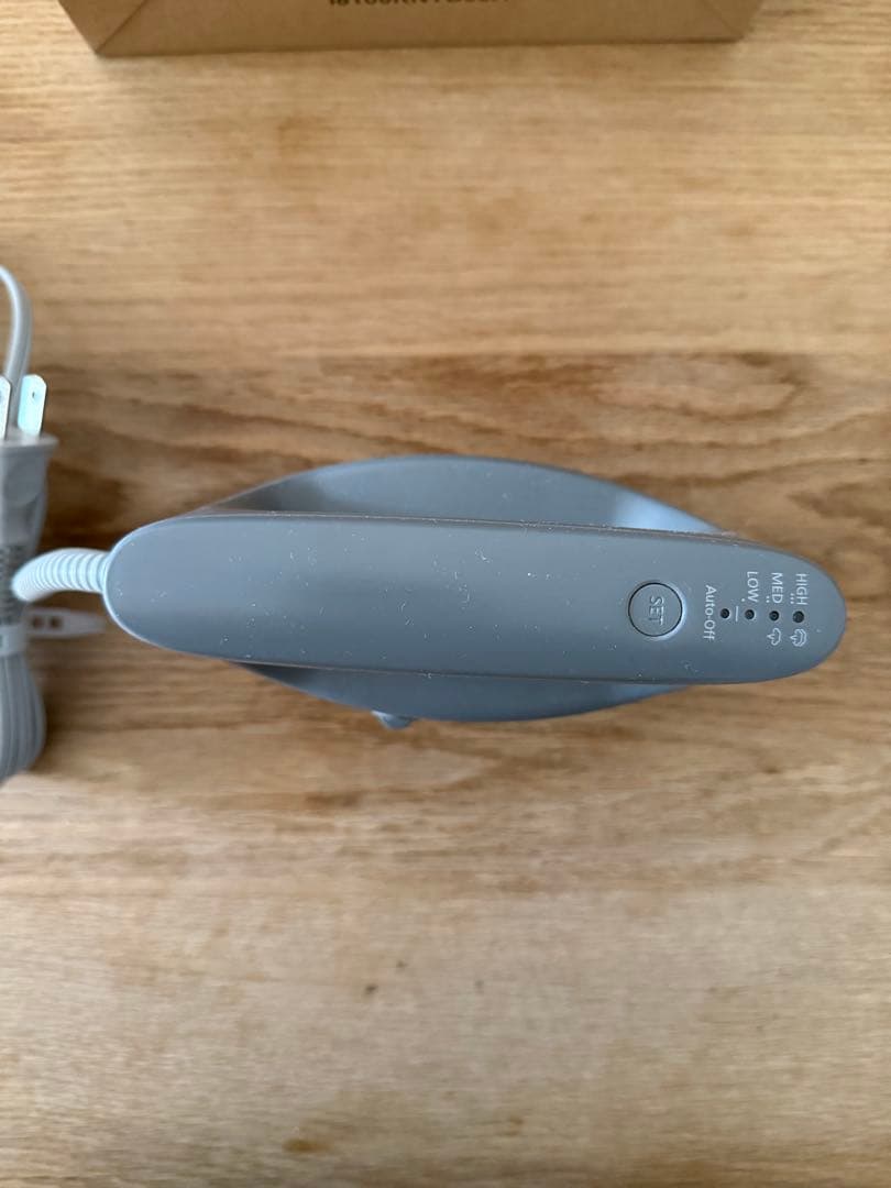 パナソニック　衣類スチーマー　グレー