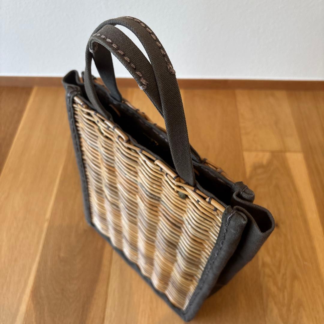 【限定値下げ⭐︎】エバゴス　かご袋　カーキ　ebagosトートバッグ　恐竜シリーズ