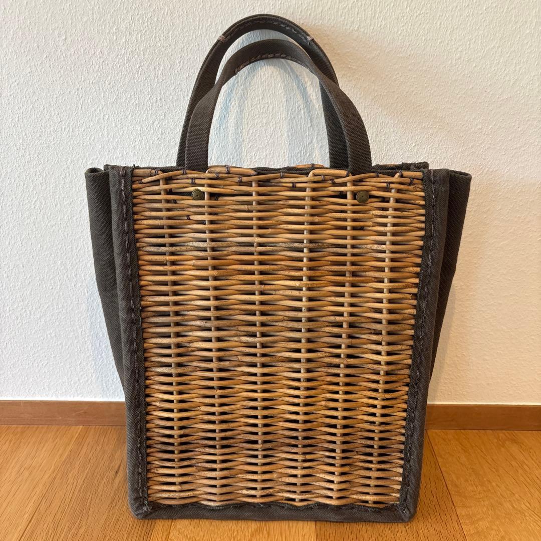 【限定値下げ⭐︎】エバゴス　かご袋　カーキ　ebagosトートバッグ　恐竜シリーズ