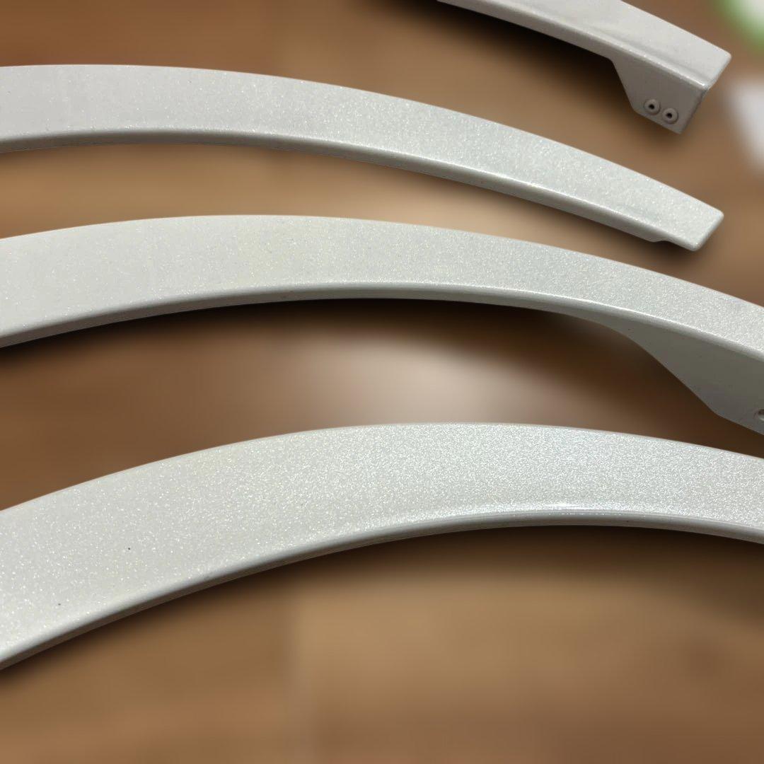 専用ハイエース　FLEX Delfino line オーバーフェンダー