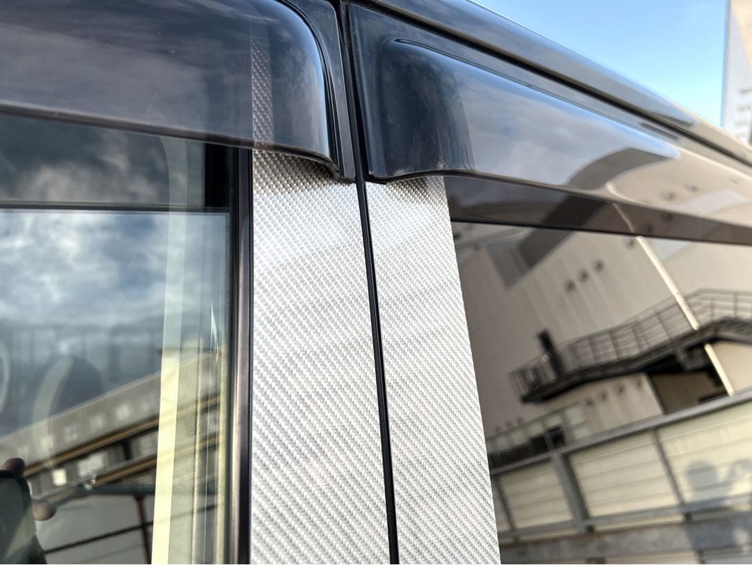 30系 プリウス【リアルカーボン／綾織りシルバー】ピラーガーニッシュ