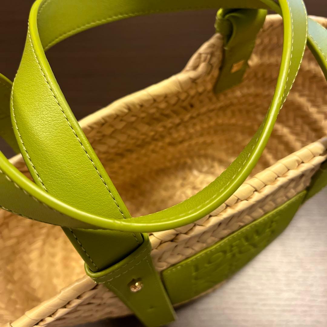 ロエベ　カゴバック　スモール　グリーン
