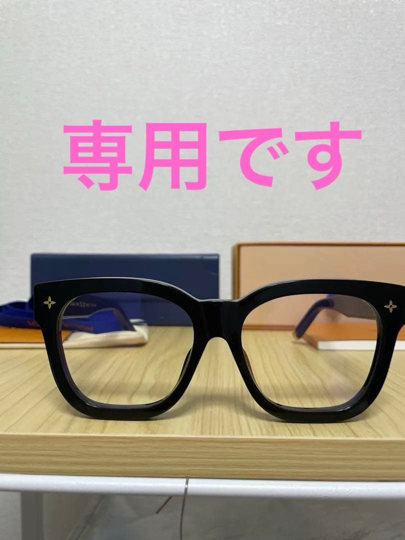 ルイヴィトン　ブラック スクエア型 メガネ