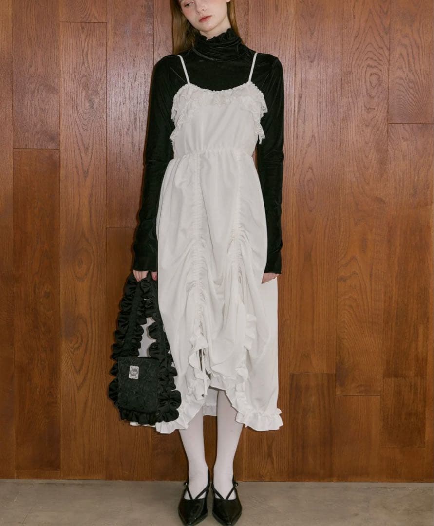 タグ付新品　idem lace drawstring onepiece