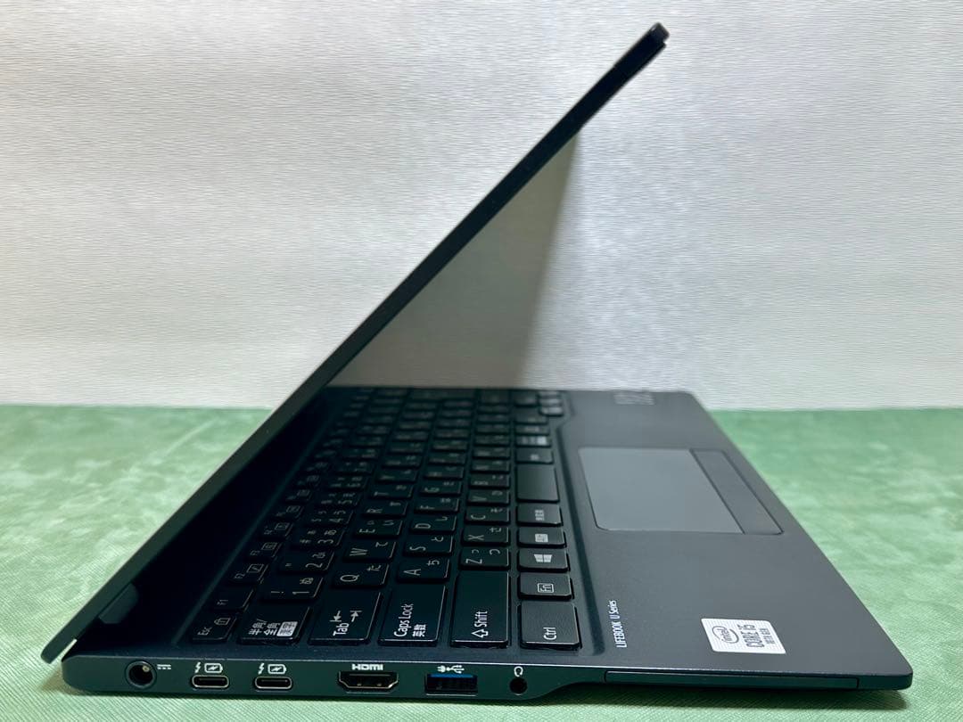 Fujitsu LIFEBOOK U9310/D ノートPC |2939
