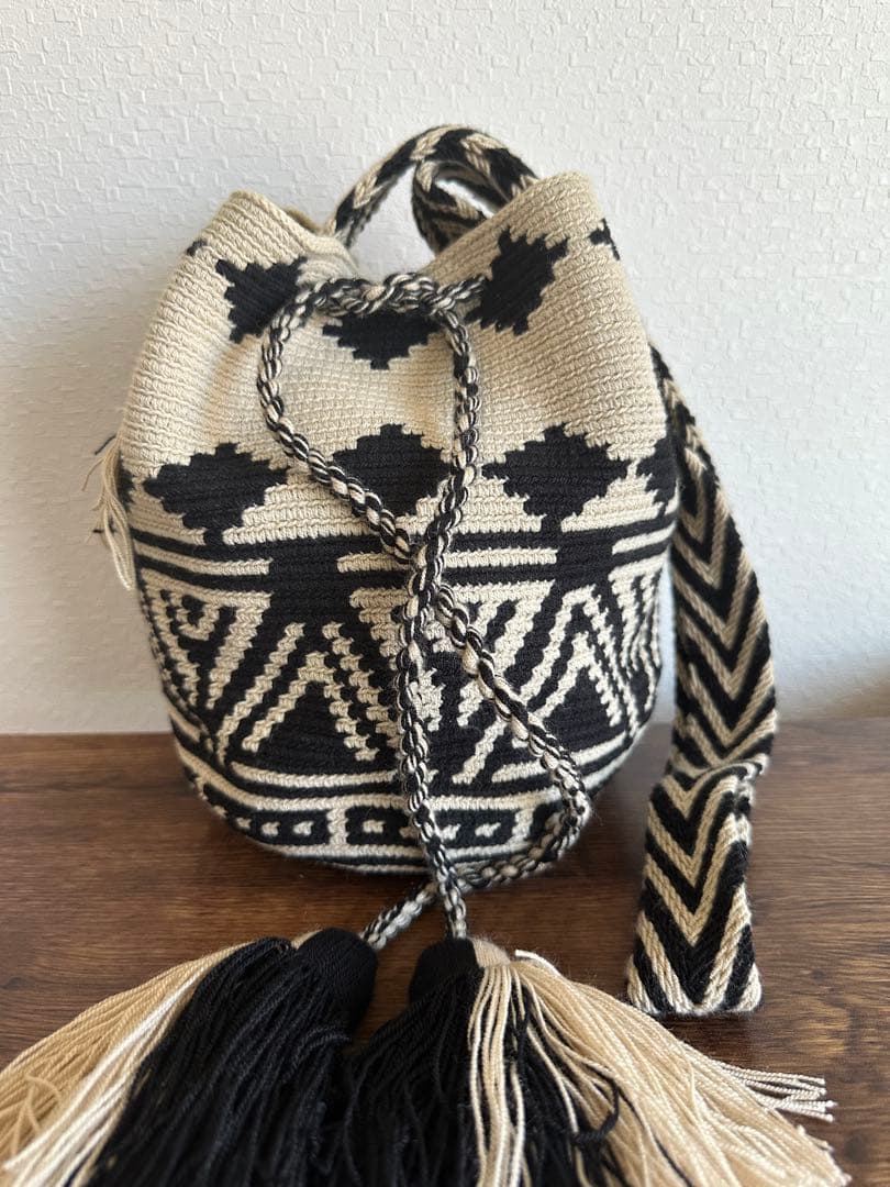 【ぺこさん専用】ワユーバッグ wayuu bag ショルダーバッグ 巾着バッグ