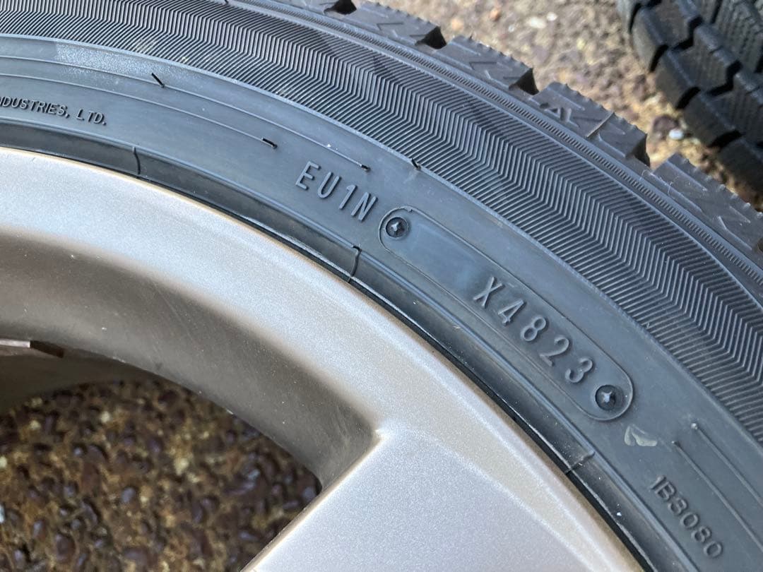 18インチ WINTTERMAXX スタッドレスタイヤ・ホイールセット