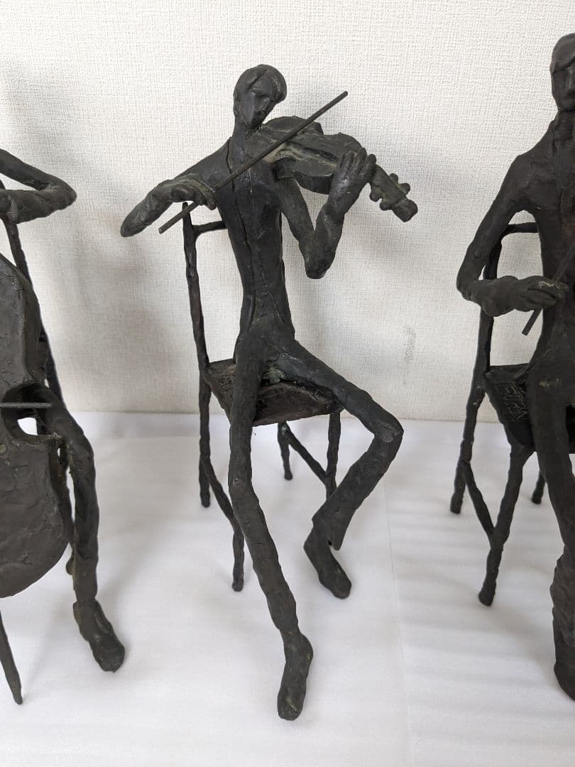 ブロンズ置物 キム・ボーン BURN 演奏者 バイオリン チェロ