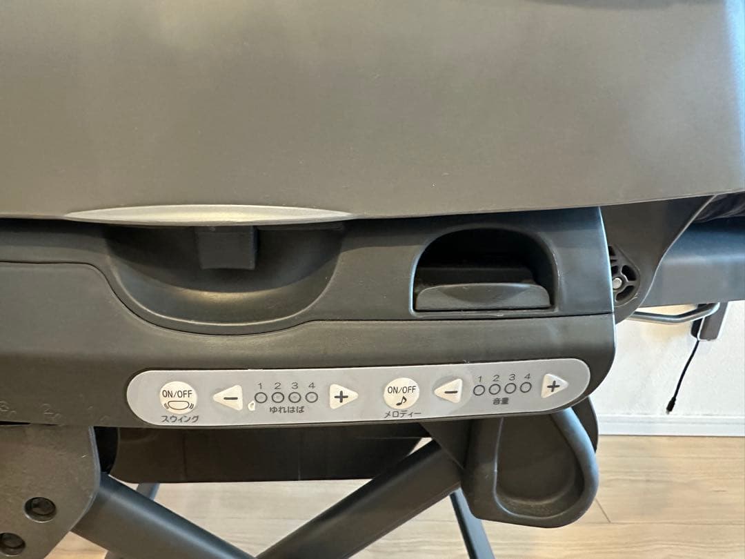 美品　ネムリラ　AUTO SWING ハイローチェア