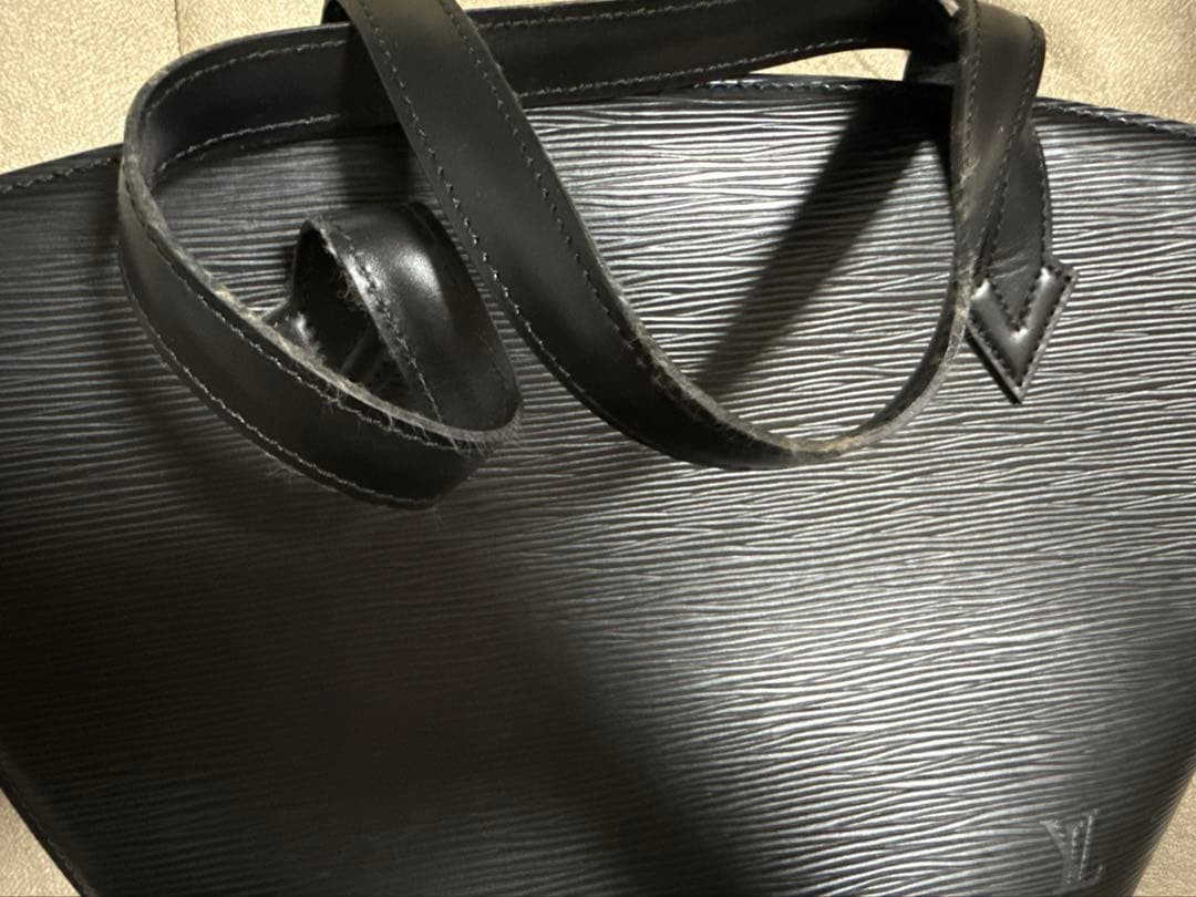 LOUIS VUITTON 黒　エピ　ノワール　サンジャク　ジャンク品