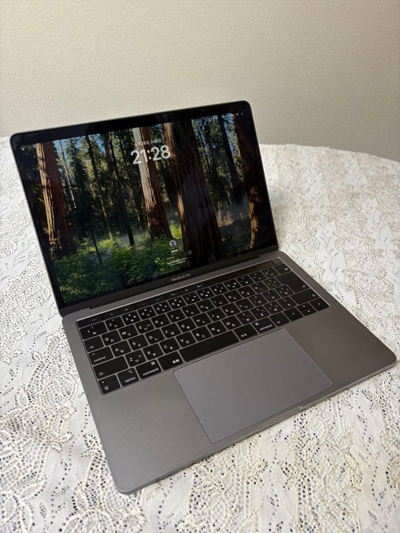 Apple MacBook Pro 13インチ 2019 8GB/512GB