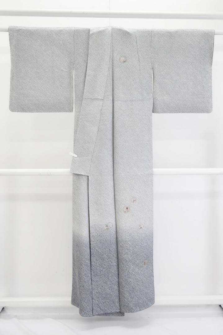 訪問着 総絞り 刺繍 ブルーグレー 花文 身丈155cm 裄丈66cm 正絹