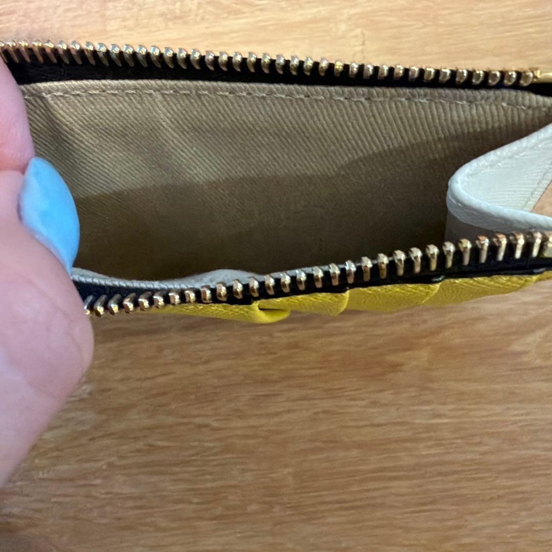 MARNI ケース ホワイト/イエロー