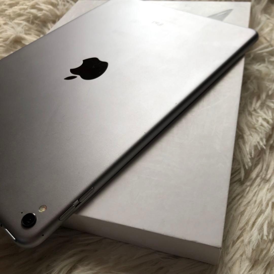 【完動品】iPad Pro 9.7 128GB 【すぐ発送】