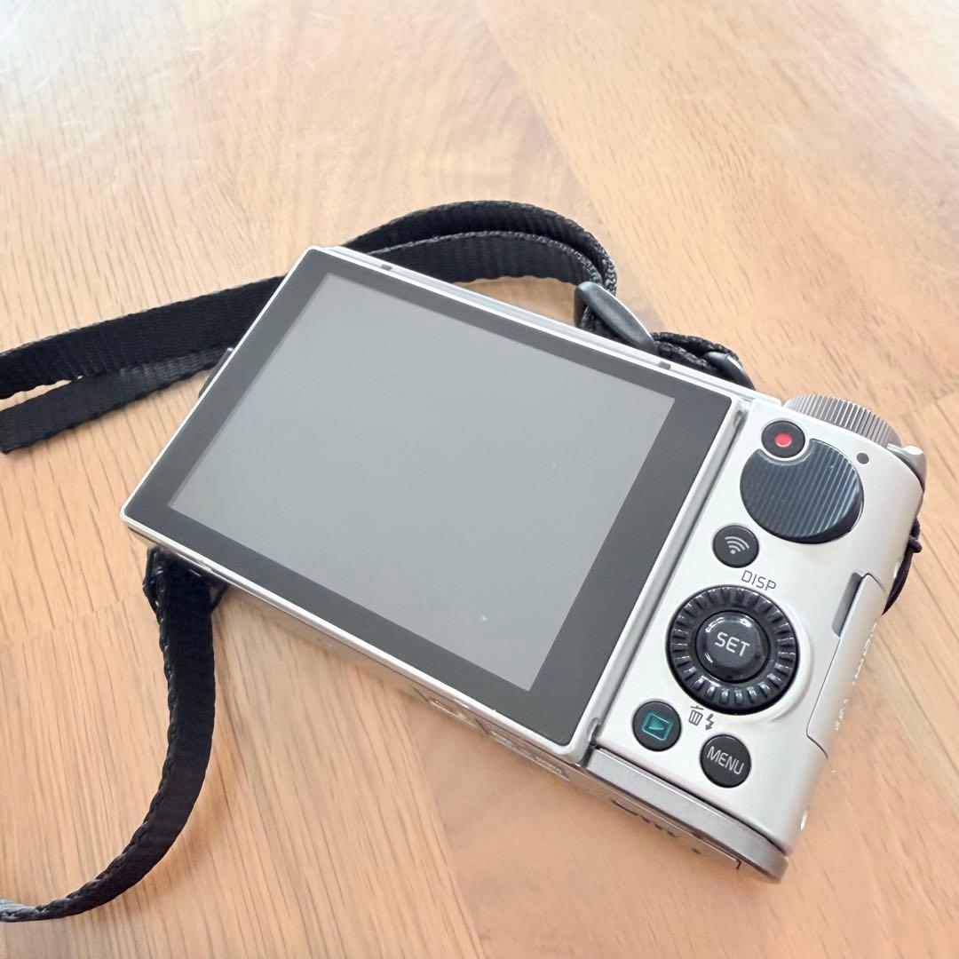 24時間以内発送！CASIO EXILIM EX-ZR1700 カシオ カメラ