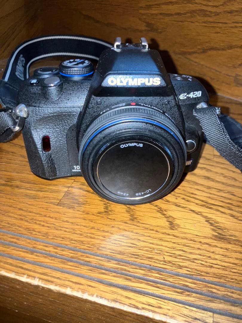 OLYMPUS オリンパス E-420 デジタルカメラ