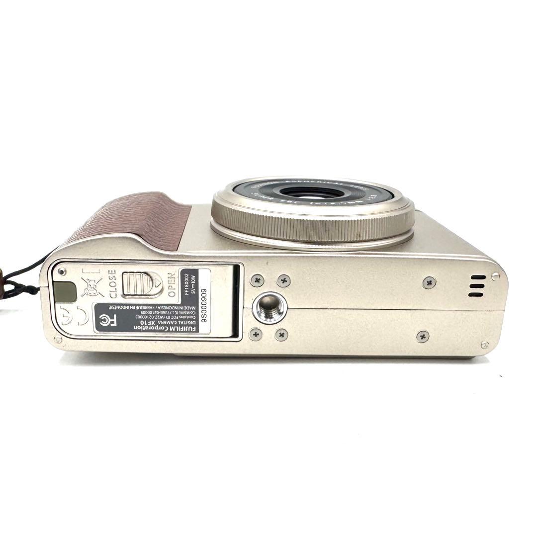 極美品 FUJIFILM フジフィルム XF10 フジフィルム 高級コンデジ