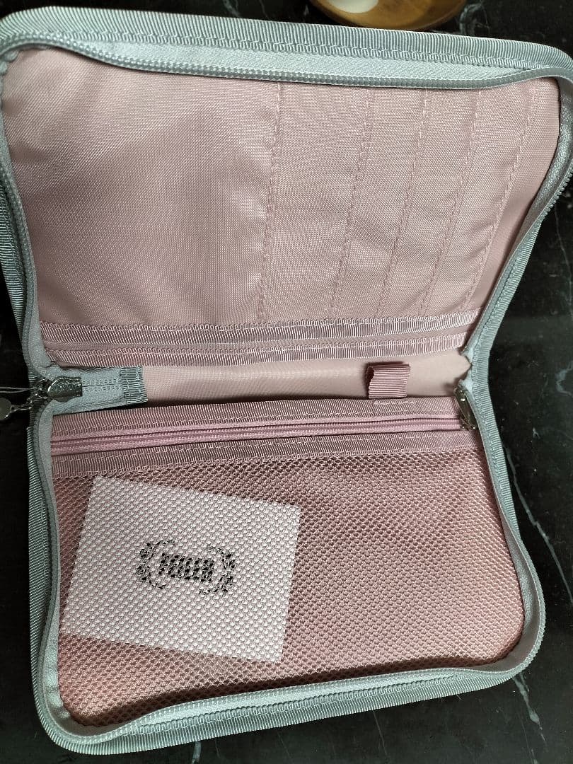 ★最終値下★新品　フェイラー　キープスマイリングチェリー　マルチケース