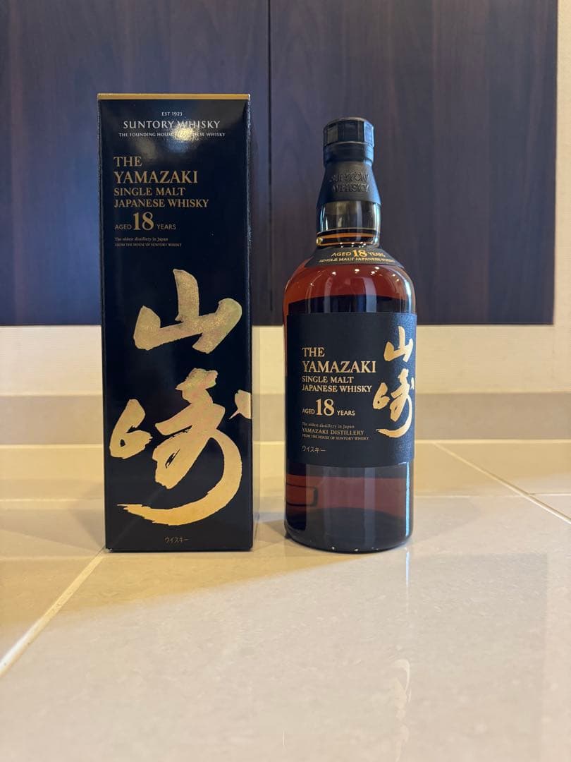 サントリー　山崎18年・700ml・新品未開封・箱付き