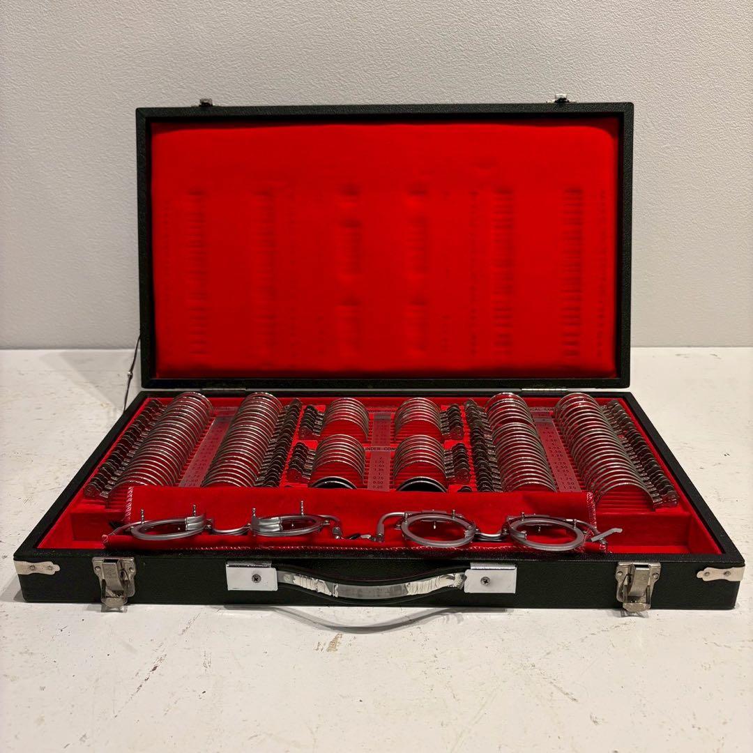 検眼レンズセット　テストレンズ 視力検査 検眼 眼鏡 メガネ　ケース入り