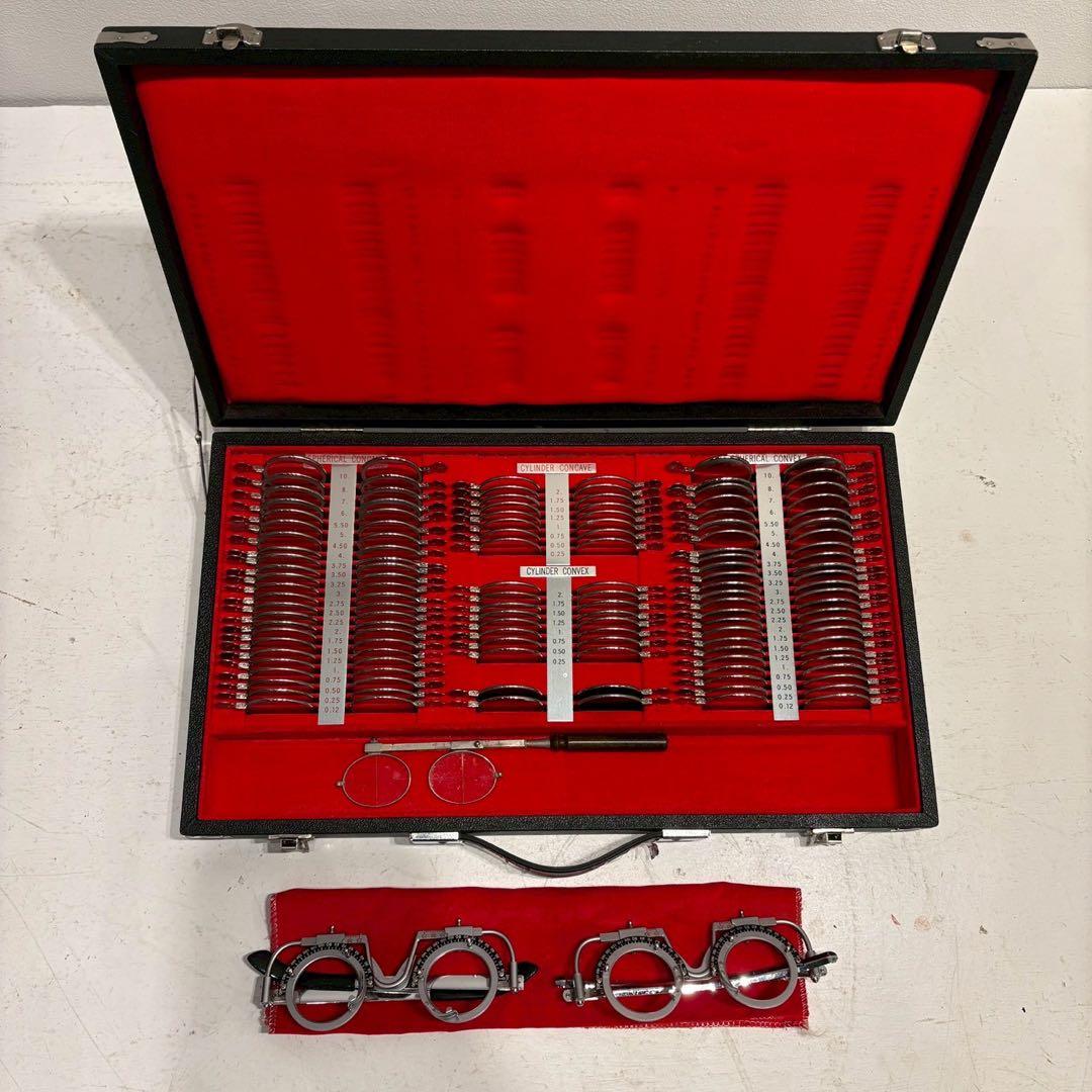検眼レンズセット　テストレンズ 視力検査 検眼 眼鏡 メガネ　ケース入り