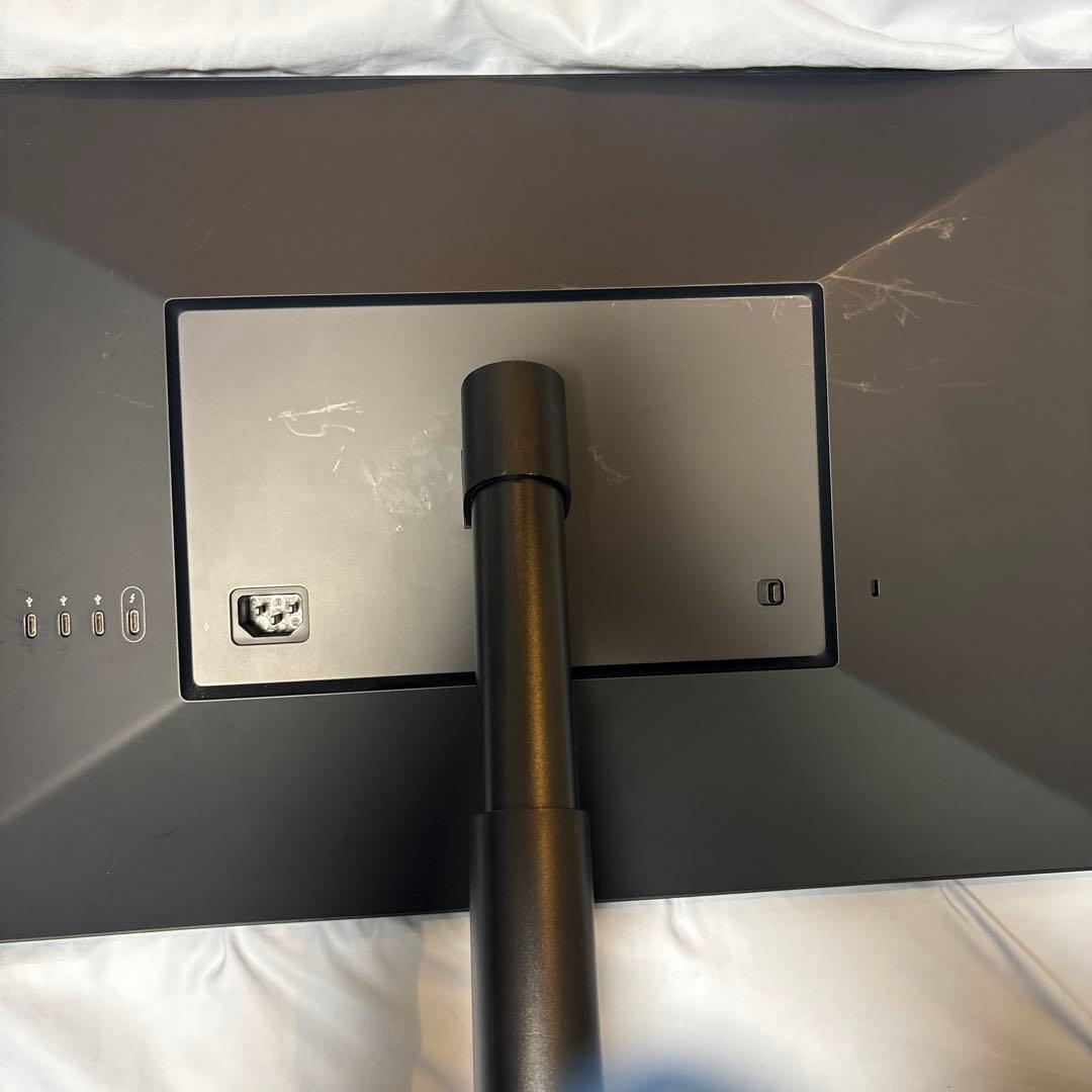 27インチUltraFine 5Kモニター (27MD5KL-B)