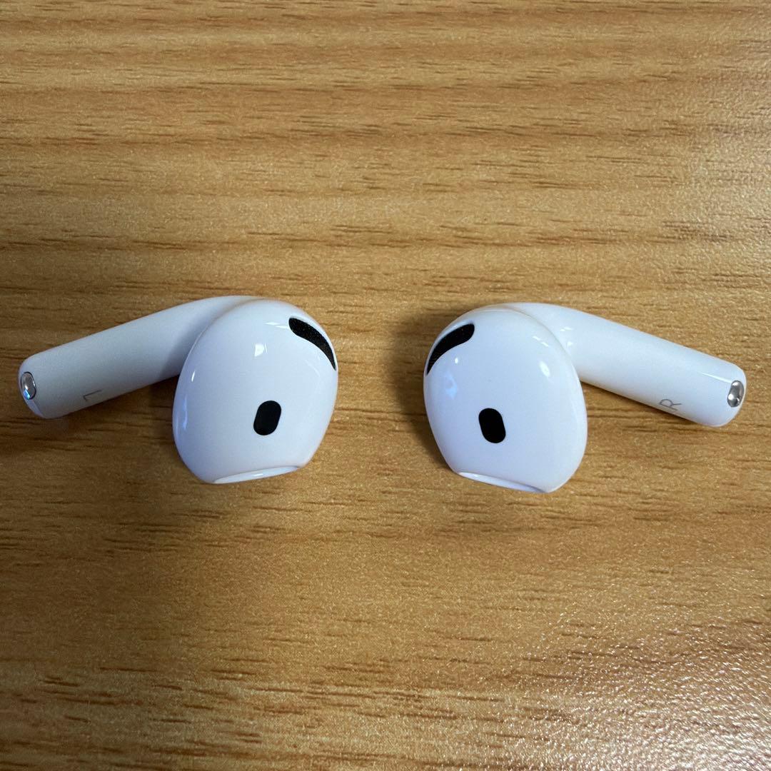 AirPods 4（ノイズキャンセリング）