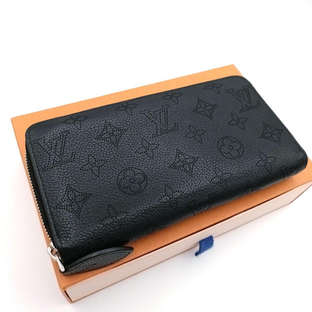 ルイヴィトン　 モノグラム マヒナ　ジッピーウォレット　ブラック