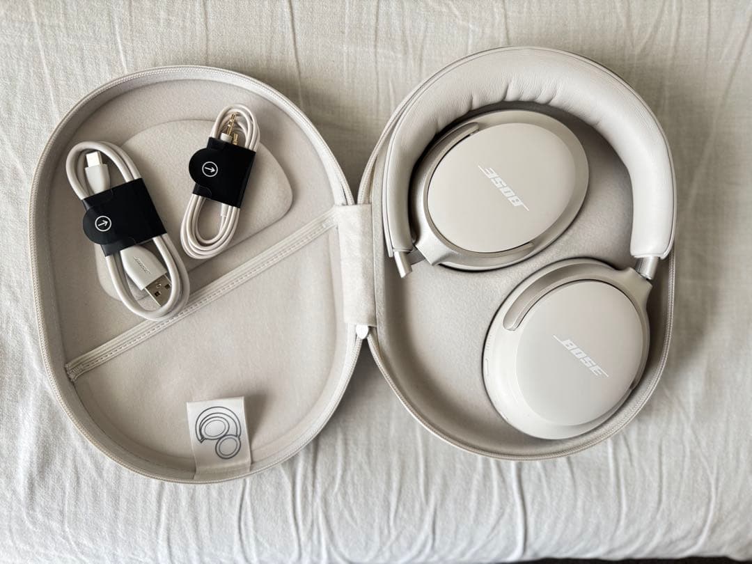 【美品】BOSE QuietComfort Ultra ヘッドホンホワイト