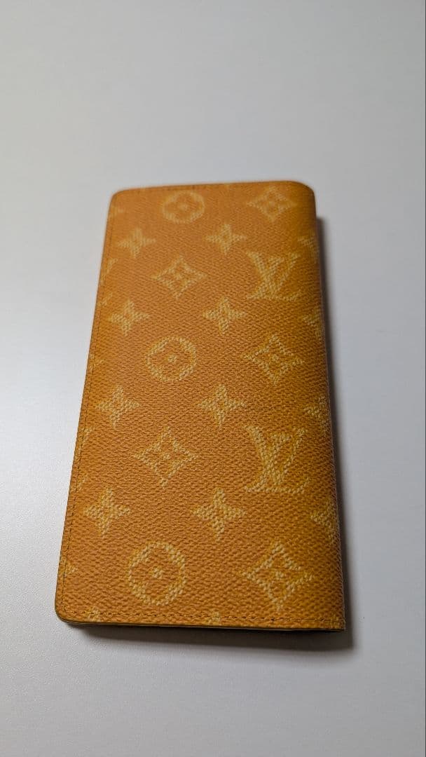 ヴィトン　イエロー 長財布