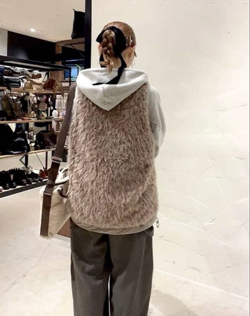 【美品】niko and... アソートファーベスト モカ 完売品✳︎着用1回✳︎