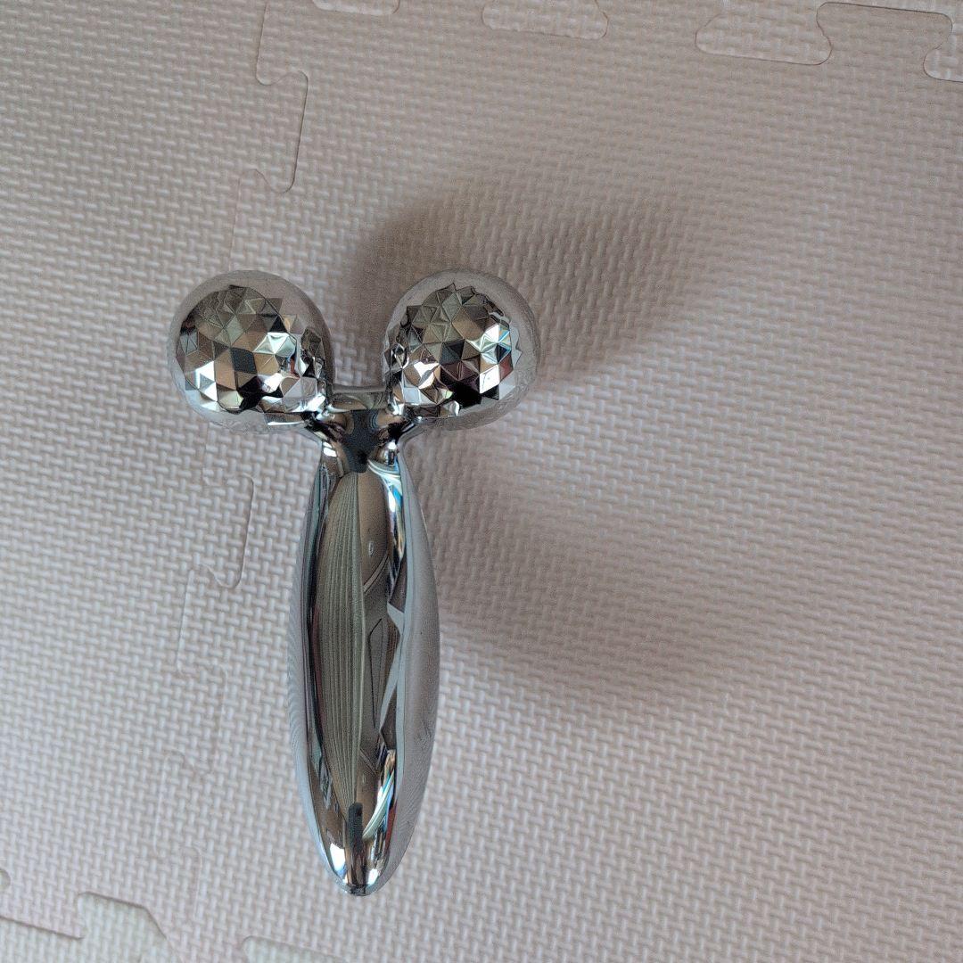 ✩ReFa リファカラット　プラチナ電子ローラー 美顔器