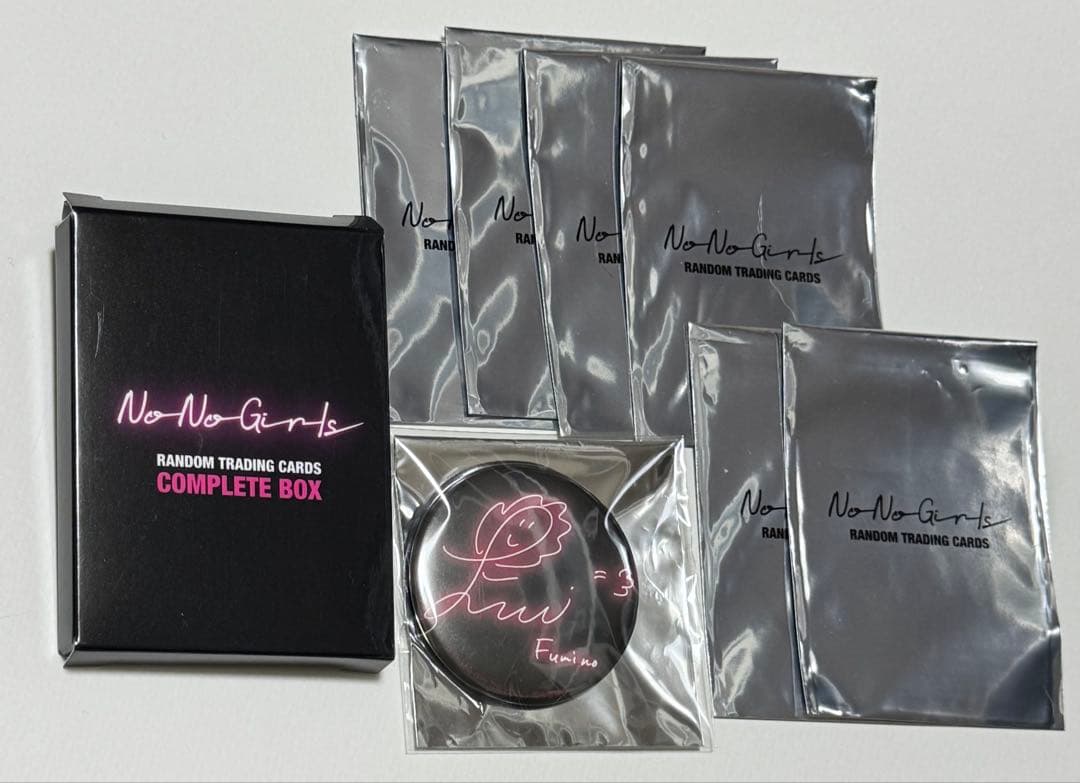 nonページ HANA ノノガ トレカ 32枚 ふみの缶バッジ まとめ売り